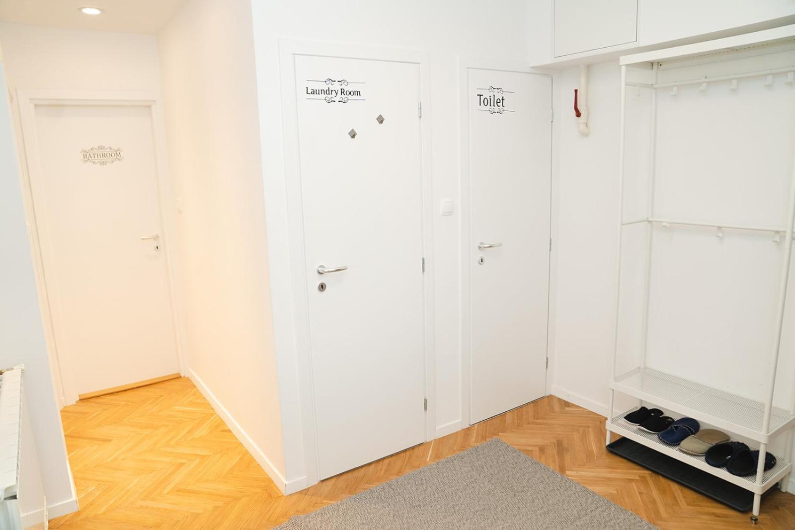 Apartment Casa De Dinca, 2 Bedroom, 6 Person, Free Parking Zone