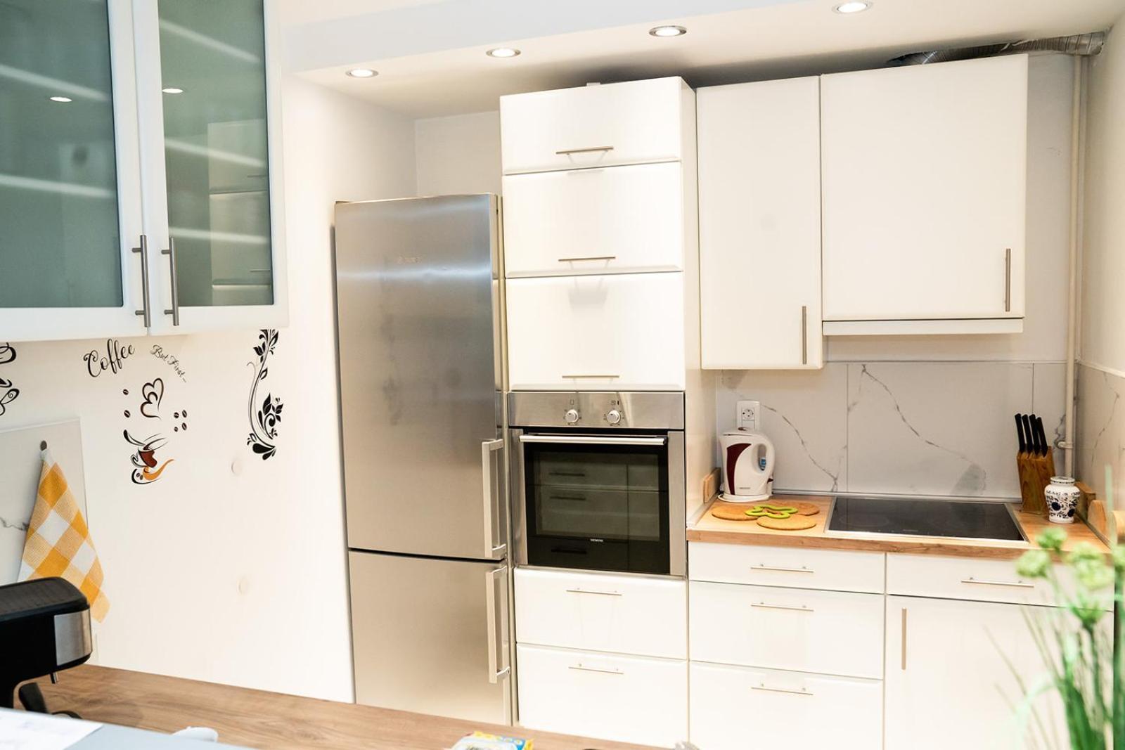 Apartment Casa De Dinca, 2 Bedroom, 6 Person, Free Parking Zone