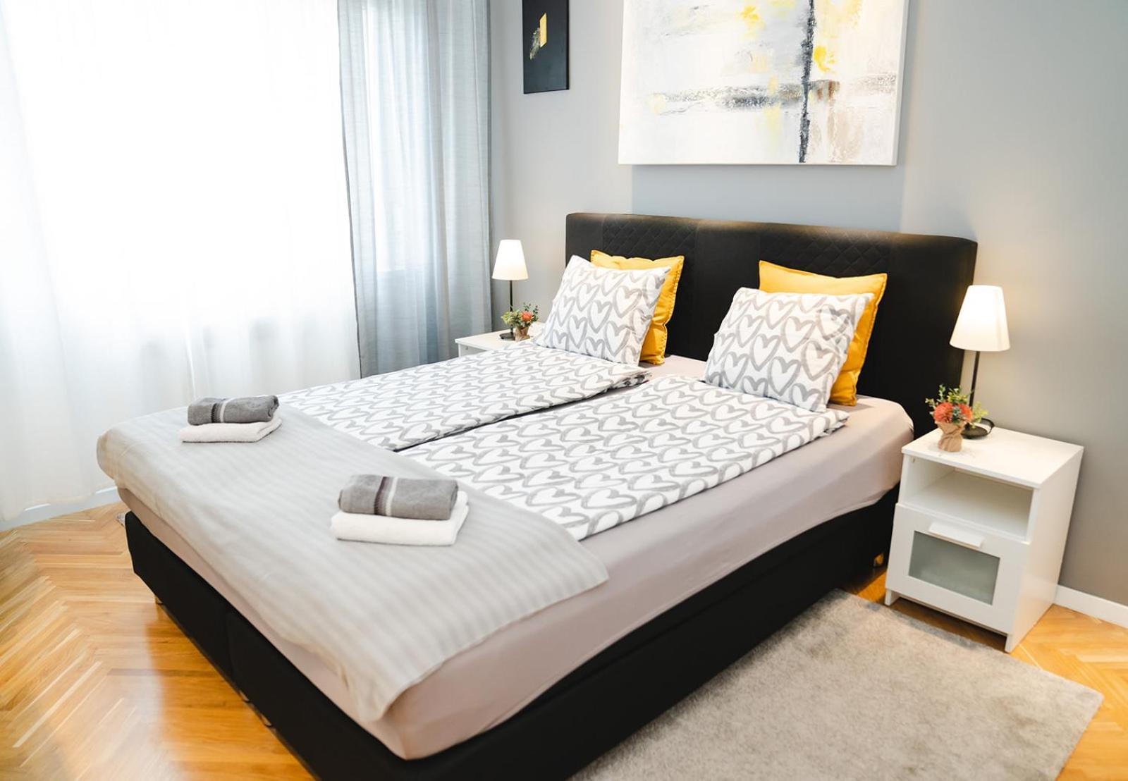 Casa De Dinca, 2 Bedroom, 6 Person, Free Parking Zone * Zagreb