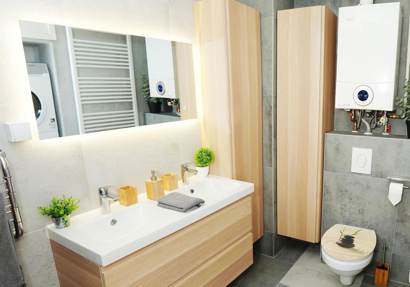 Casa De Dinca, 2 Bedroom, 6 Person, Free Parking Zone Apartment *