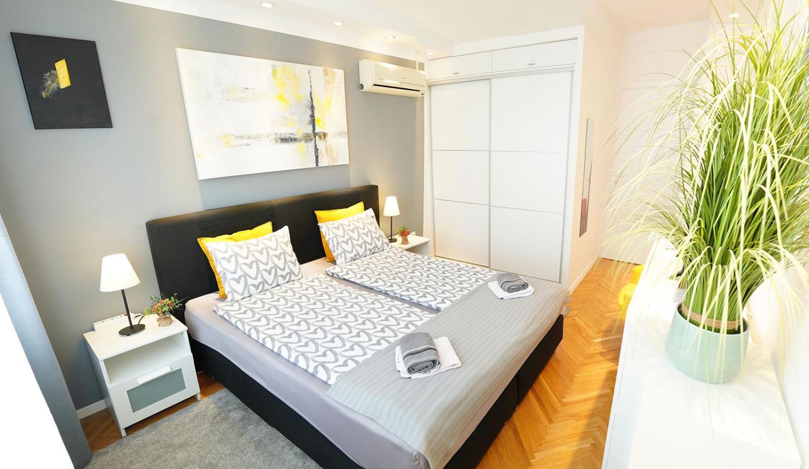 Apartment Casa De Dinca, 2 Bedroom, 6 Person, Free Parking Zone *