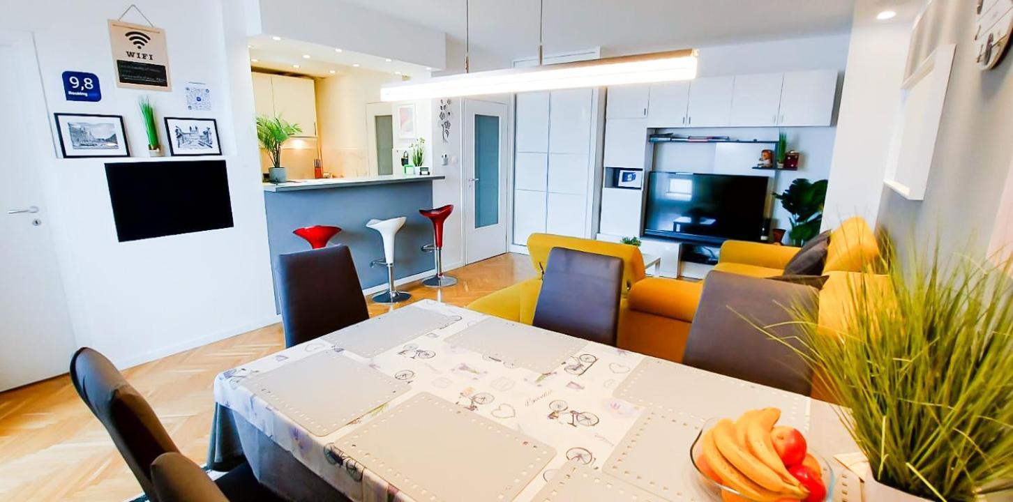 Casa De Dinca, 2 Bedroom, 6 Person, Free Parking Zone * Zagreb